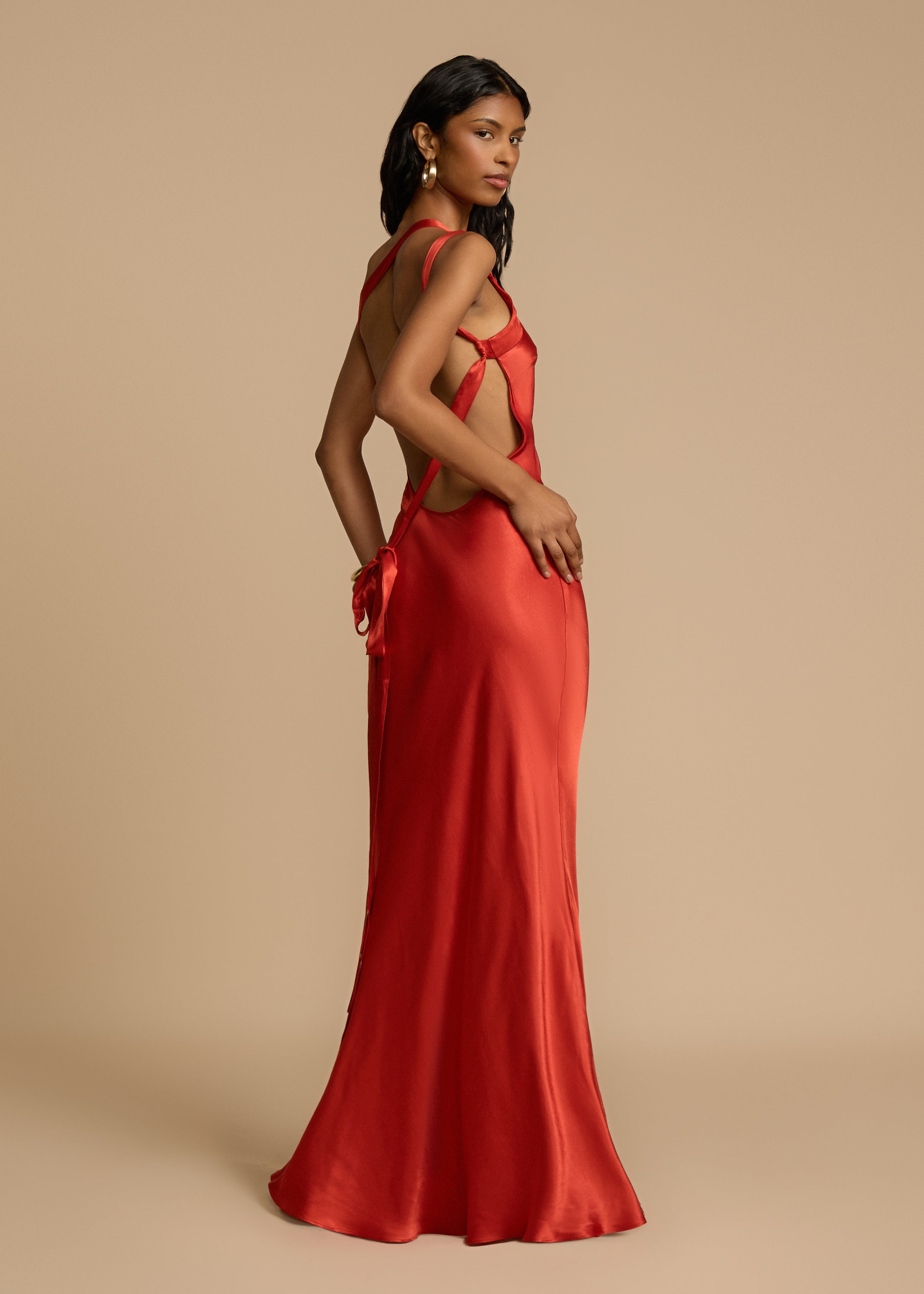 Jardin™ | Robe en Soie à Epaules Obliques