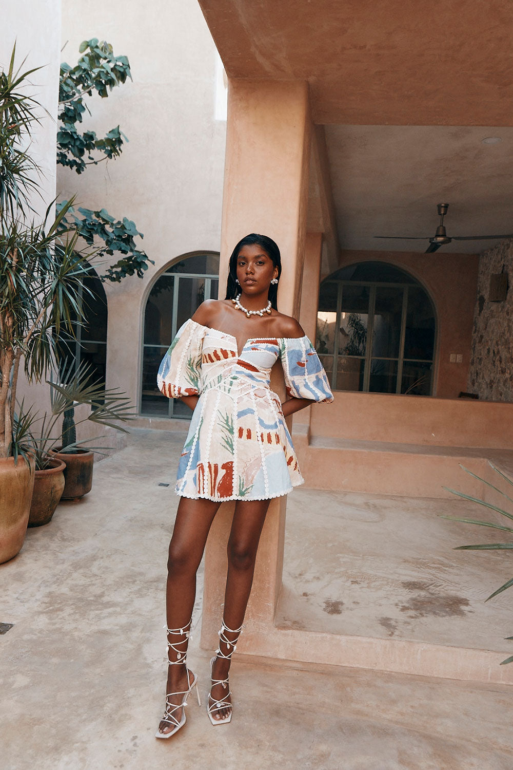 Jardin™ | Robe Courte Fleurie à Découpes et Bretelles