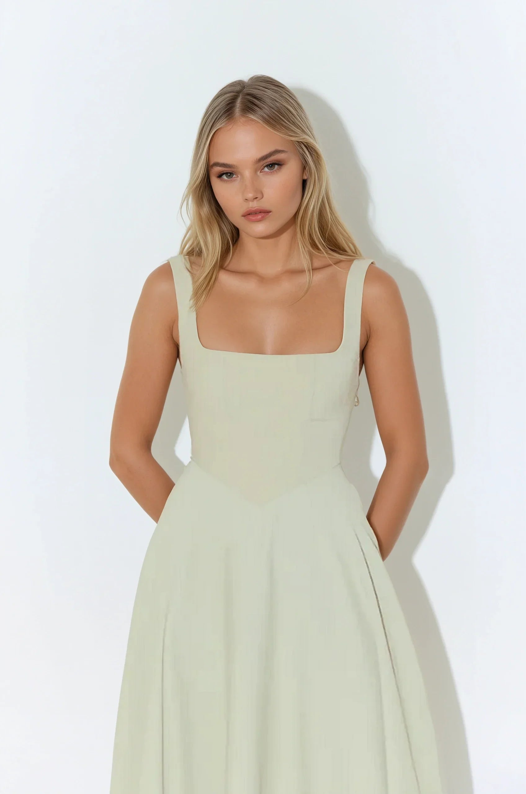 Jardin™ | Robe Mi-Longue Bretelles Ajustées